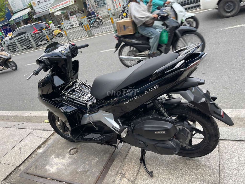 Хонда Air Blade 150 ABS 2022 Новый черный 90%