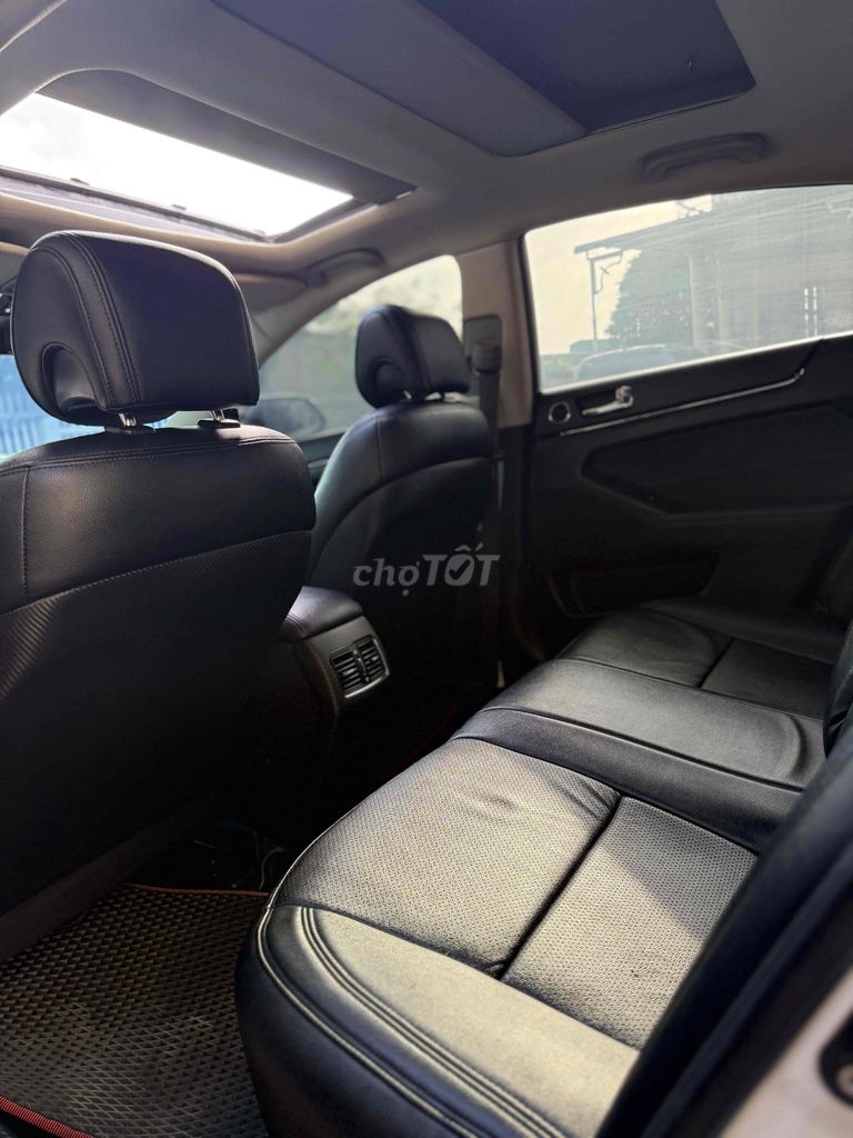 Kia K7 2010 - 116000 km. Mua bán Ô tô tại Thị Xã Buôn Hồ Đắk Lắk được đăng bởi TRUNG THỊNH PHÁT hình 6