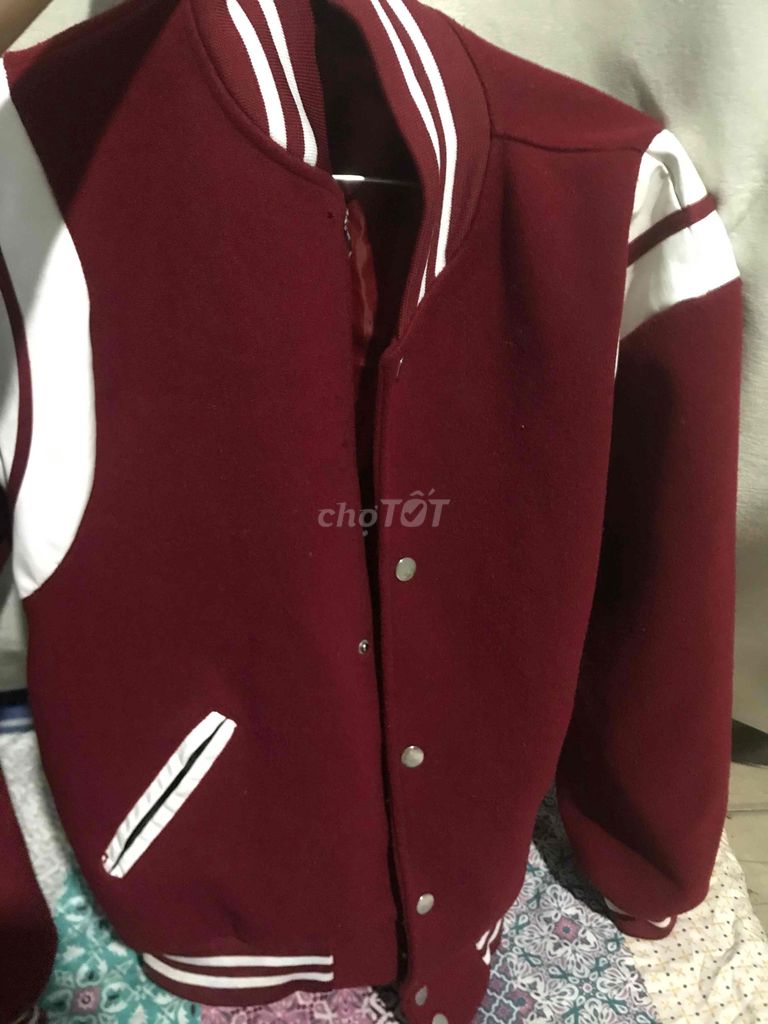 Áo khoác nam đỏ đô size L. Mua bán Quần áo tại Quận Cẩm Lệ Đà Nẵng được đăng bởi Lê Cường hình 1