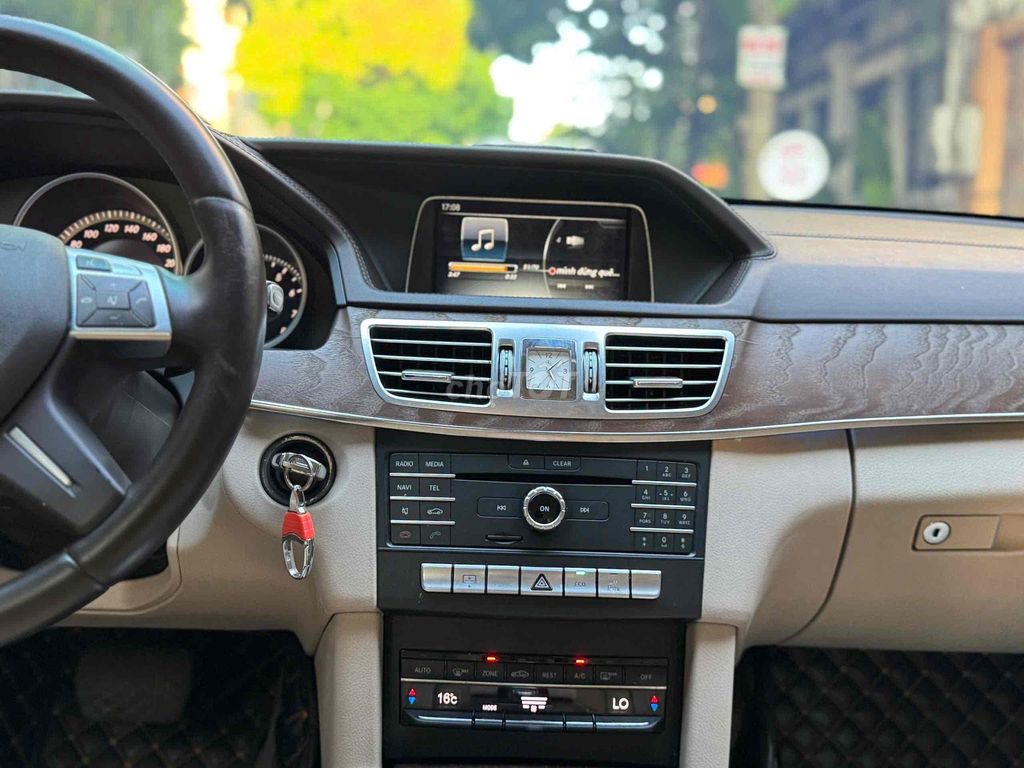 Mercedes E200 sx 2015 đẹp giá tốt. Mua bán Ô tô tại Quận Cầu Giấy Hà Nội được đăng bởi Cao Quý hình 12