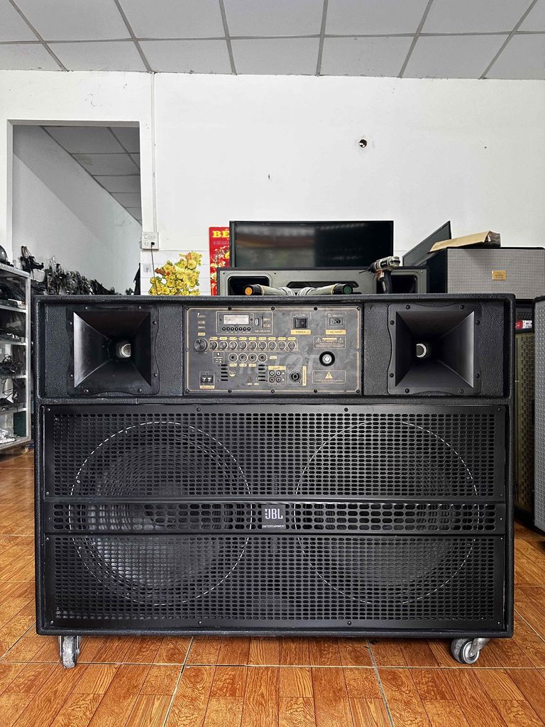 Loa karaoke JBL Đen Đôi 40 Sườn nhôm. Mua bán Tivi, Âm thanh tại Quận Cái Răng Cần Thơ được đăng bởi Chuyên Loa Kéo hình 1