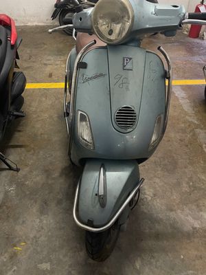 Bán xe Vespa. Mua bán Xe máy tại Quận 7 Tp Hồ Chí Minh được đăng bởi Nguyễn Chí Tâm