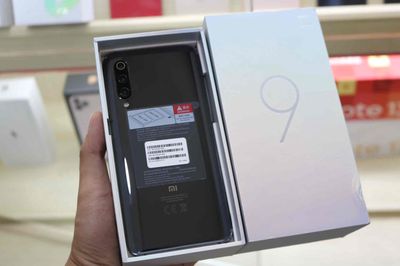 Xiaomi Mi 9 Quốc Tế New OpenBox - Hàng tồn kho