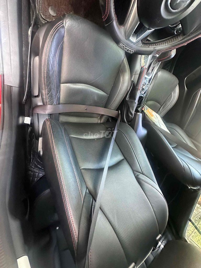 Mazda 3 2016 Красный 78000 км