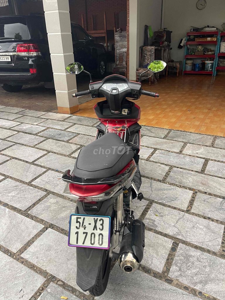 Honda Air Blade Красный