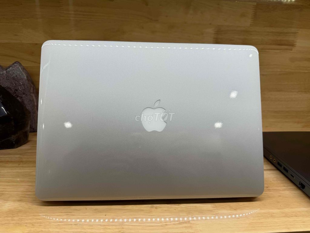 Macbook Air 2017 i5/8G/128G Máy 99,9%. Mua bán Laptop tại Thành phố Nha Trang Khánh Hòa được đăng bởi Trung Nghĩa hình 1