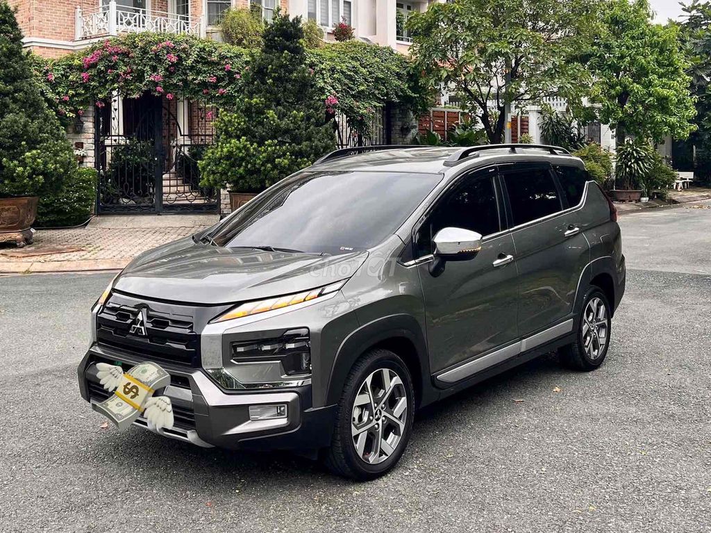 Xpander Cross 2023 màu Nâu - 31.000 km. Mua bán Ô tô tại Quận 7 Tp Hồ Chí Minh được đăng bởi A Hoàng hình 3