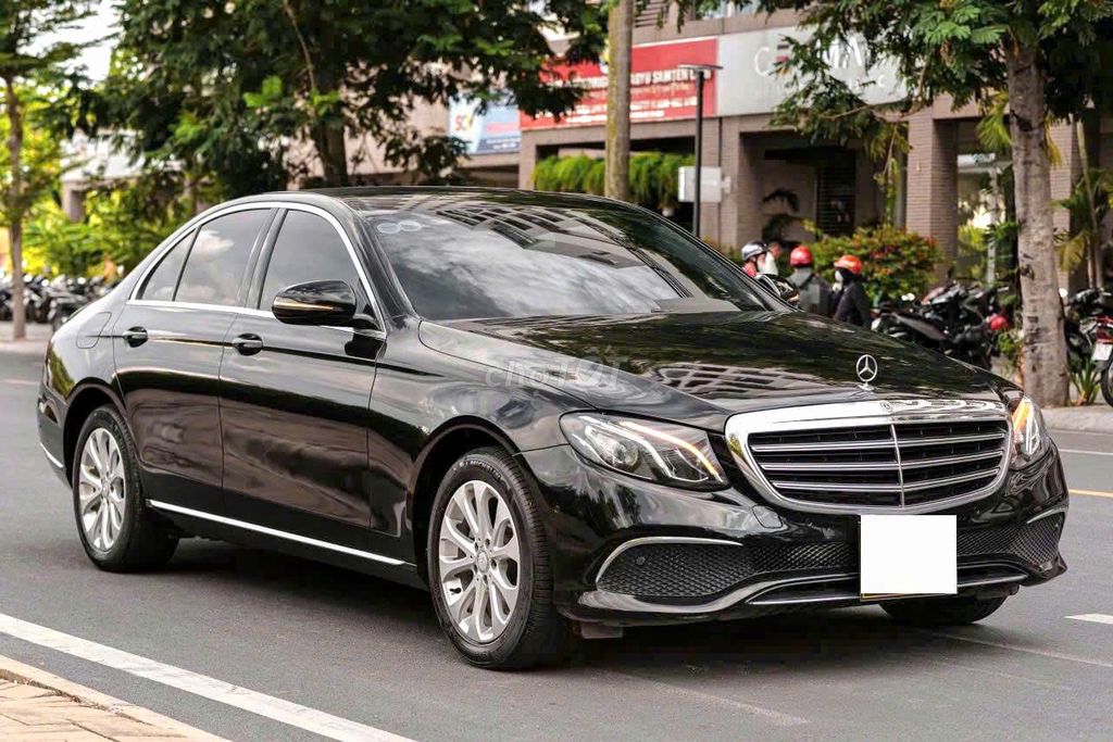 Bán xe siêu cop Mẹc E200 sx 2016 zin đẹp. Mua bán Ô tô tại Quận 7 Tp Hồ Chí Minh được đăng bởi tuấn anh hình 4