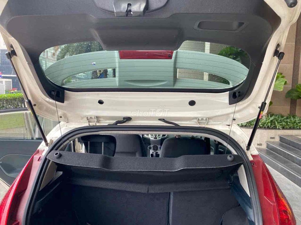 Ford Fiesta 2013 Trắng 59.800 km 1 Chủ. Mua bán Ô tô tại Quận Tân Bình Tp Hồ Chí Minh được đăng bởi Sài Gòn Ford hình 14