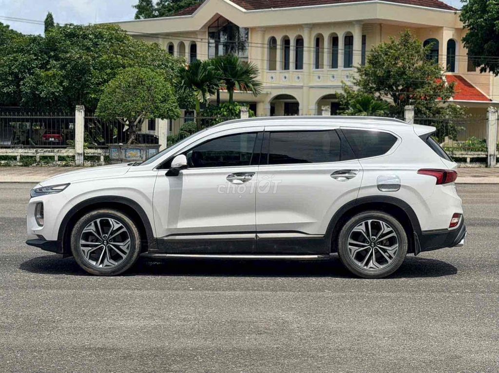 Hyundai SantaFE 2021, полностью бензиновый, 2-осный, белый