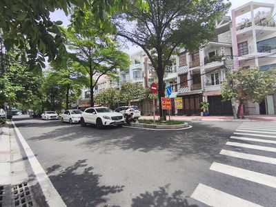 🏡 BÁN NHÀ KDC TRUNG SƠN - 4 TẦNG {6x20}- DTSD: 377m-  17.9 TỶ. Mua bán nhà ở tại Huyện Bình Chánh Tp Hồ Chí Minh được đăng bởi Hồ Kim Yến