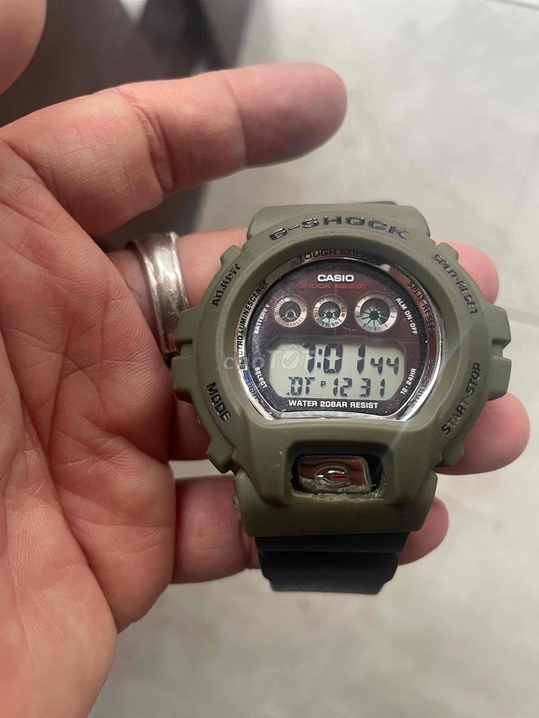 em bán đồng hồ Casio G shock còn raât đẹp