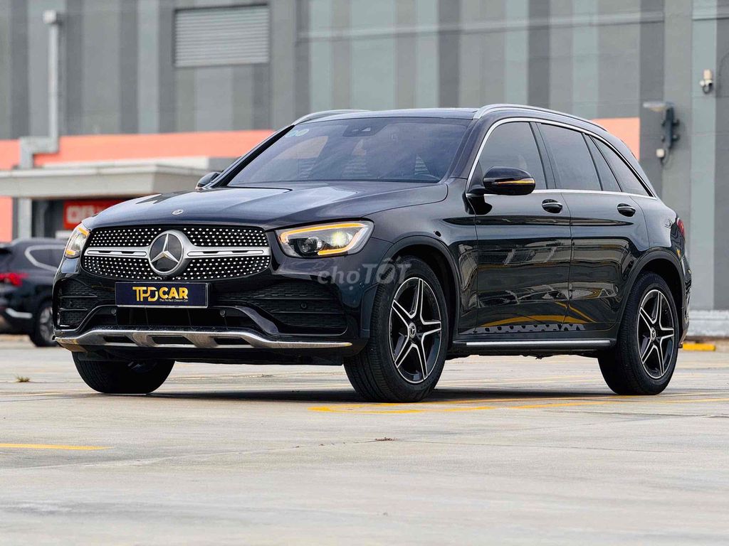 Mercedes Benz GLC300 V1 2022 - 39000 km. Mua bán Ô tô tại Quận Bình Tân Tp Hồ Chí Minh được đăng bởi Lê Minh Quý hình 2