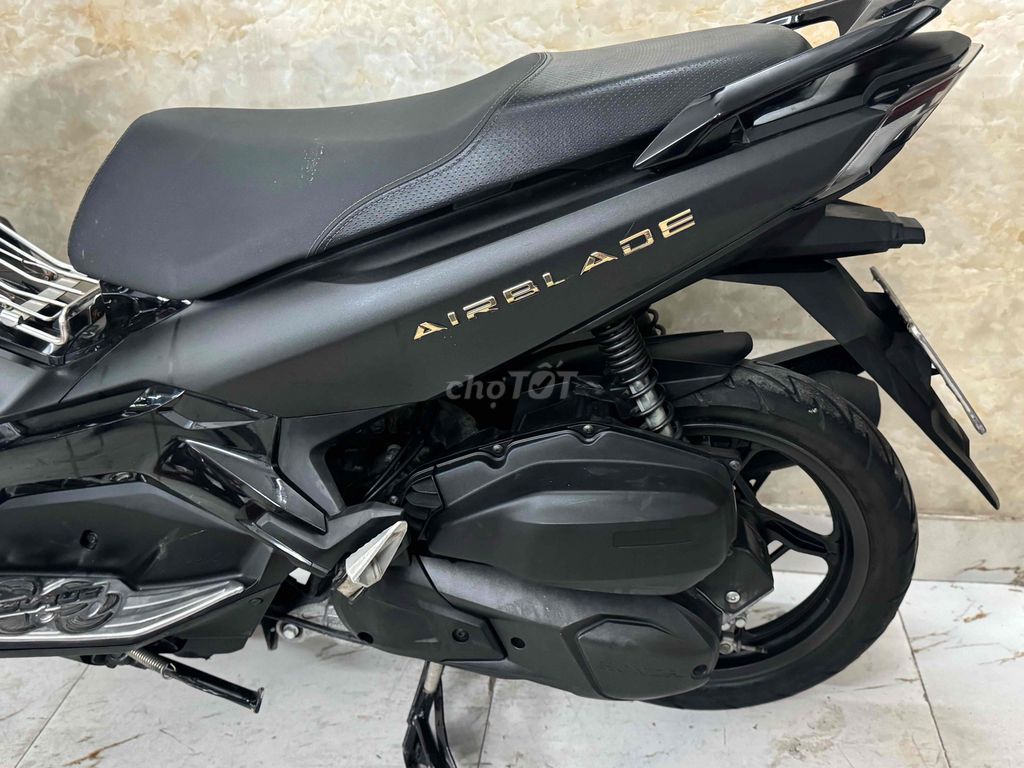 AB 125 đời 2022 màu đen mù 43E1-639.44 mới keng. Mua bán Xe máy tại Quận Sơn Trà Đà Nẵng được đăng bởi Minh Dũng bán trả góp 136 vân đồn  hình 2