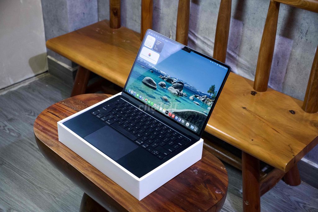 Apple Macbook Air M4 13 inch 16GB/512GB. Mua bán Laptop tại Quận 3 Tp Hồ Chí Minh được đăng bởi Trường hình 1
