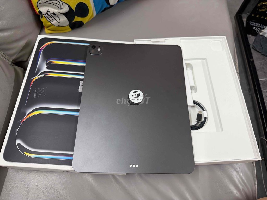 Ipad pro m5 256g 13in đen 99% p100% sạc hơn 10L. Mua bán Máy tính bảng tại Quận 10 Tp Hồ Chí Minh được đăng bởi Lynh My Apple  hình 1