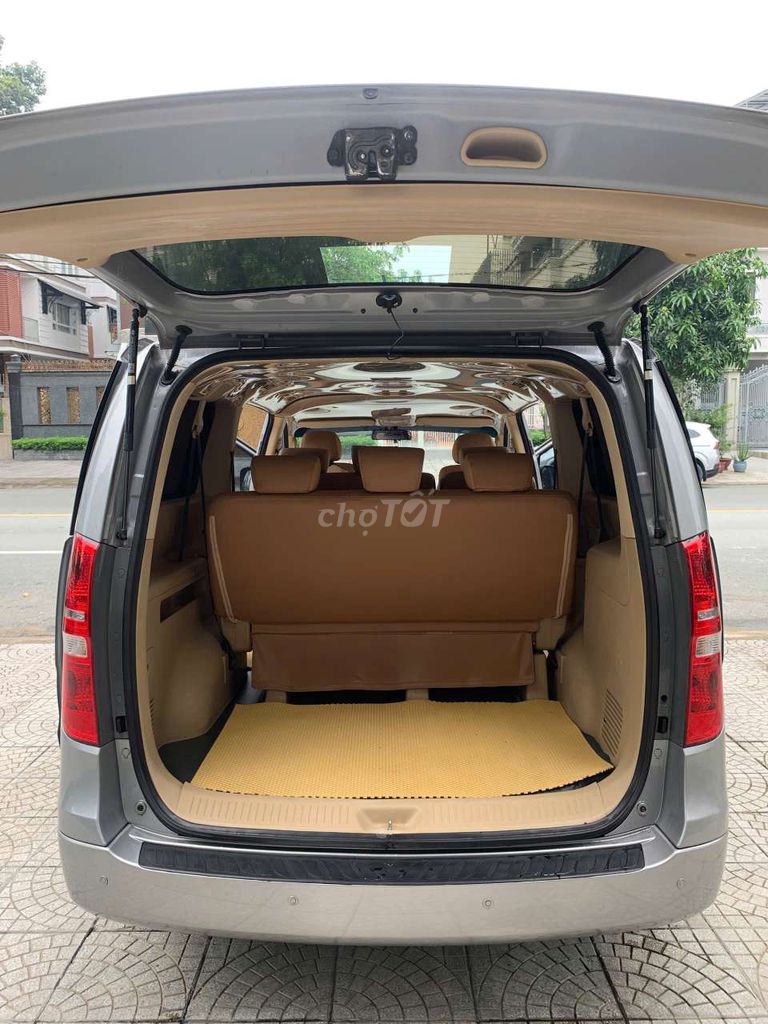 HYUNDAI STAREX 9 CHỖ MÁY DẦU SỐ SÀN SX CUỐI 2017. Mua bán Ô tô tại Quận Bình Tân Tp Hồ Chí Minh được đăng bởi AUTO HOÀNG ĐĂNG  hình 14