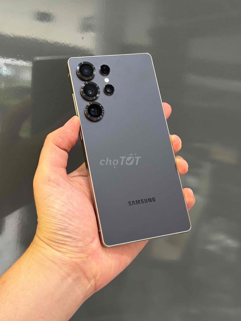 Samsung S25 Ultra 5G 12/256GB đen VN Bh 11/2026. Mua bán Điện thoại tại Quận Ninh Kiều Cần Thơ được đăng bởi Quý Mobile Cần thơ hình 1
