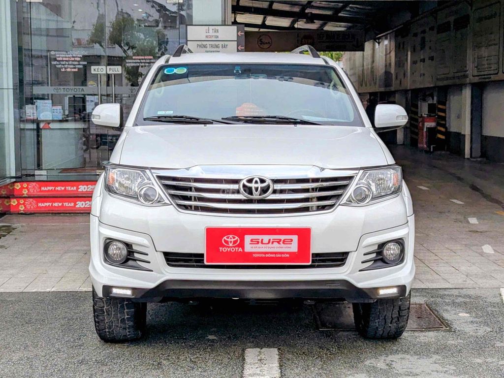 Toyota Fortuner 2016 số tự động màu trắng máy xăng. Mua bán Ô tô tại Huyện Cần Giờ Tp Hồ Chí Minh được đăng bởi Đại lý chính hãng xe qua sử dụng Toyota Sài Gòn hình 10