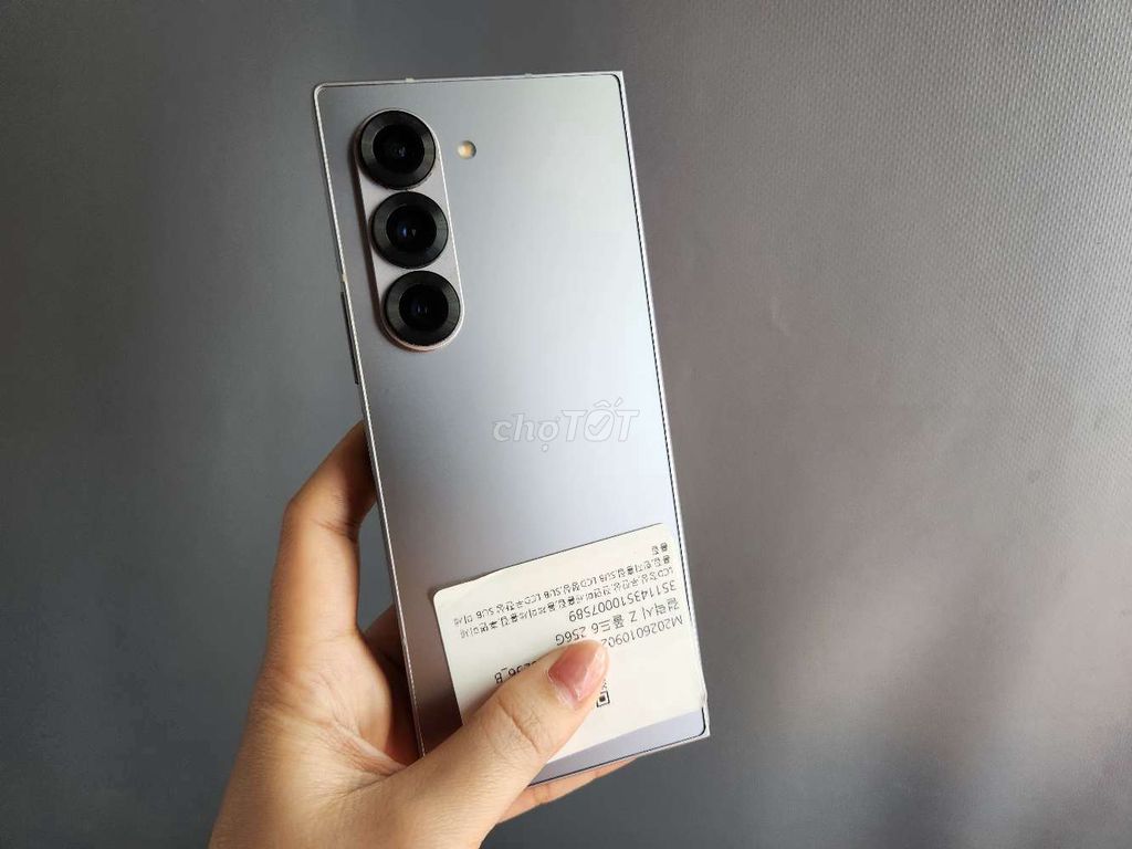 Samsung Z Fold6 256GB Bạc. Mua bán Điện thoại tại Quận Thanh Xuân Hà Nội được đăng bởi Tuyết Tuyết hình 1