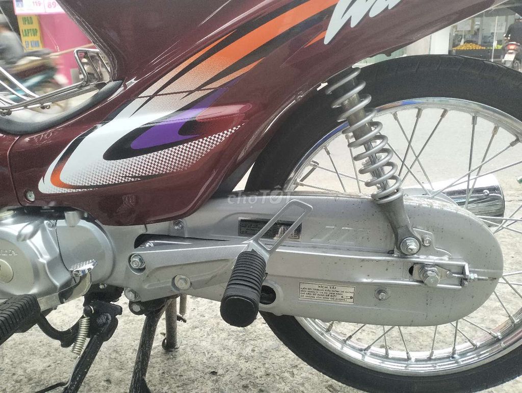 Xe máy zin dan áo dọn lại đẹp leng keng. Mua bán Xe máy tại Thành phố Dĩ An Bình Dương được đăng bởi Dung hình 4