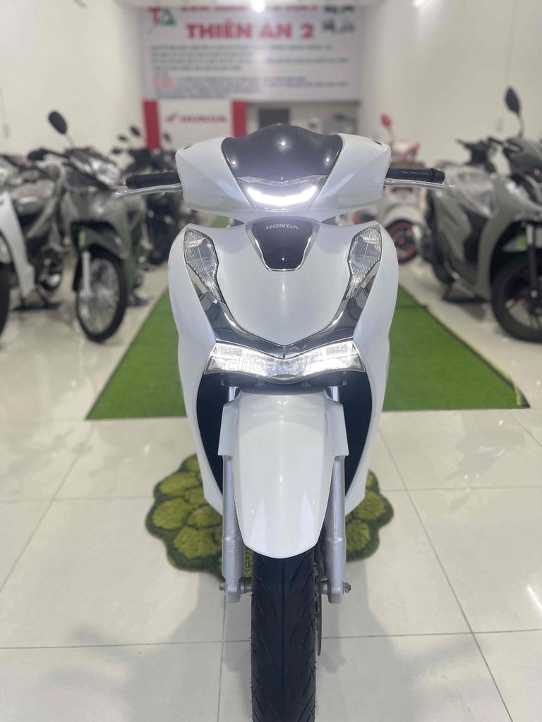 SH 150i ABS LƯỚT 99% - HỖ TRỢ TRẢ GÓP CHỈ CCCD !. Mua bán Xe máy tại Thành phố Phan Rang-Tháp Chàm Ninh Thuận được đăng bởi Thụy Nguyễn hình 1