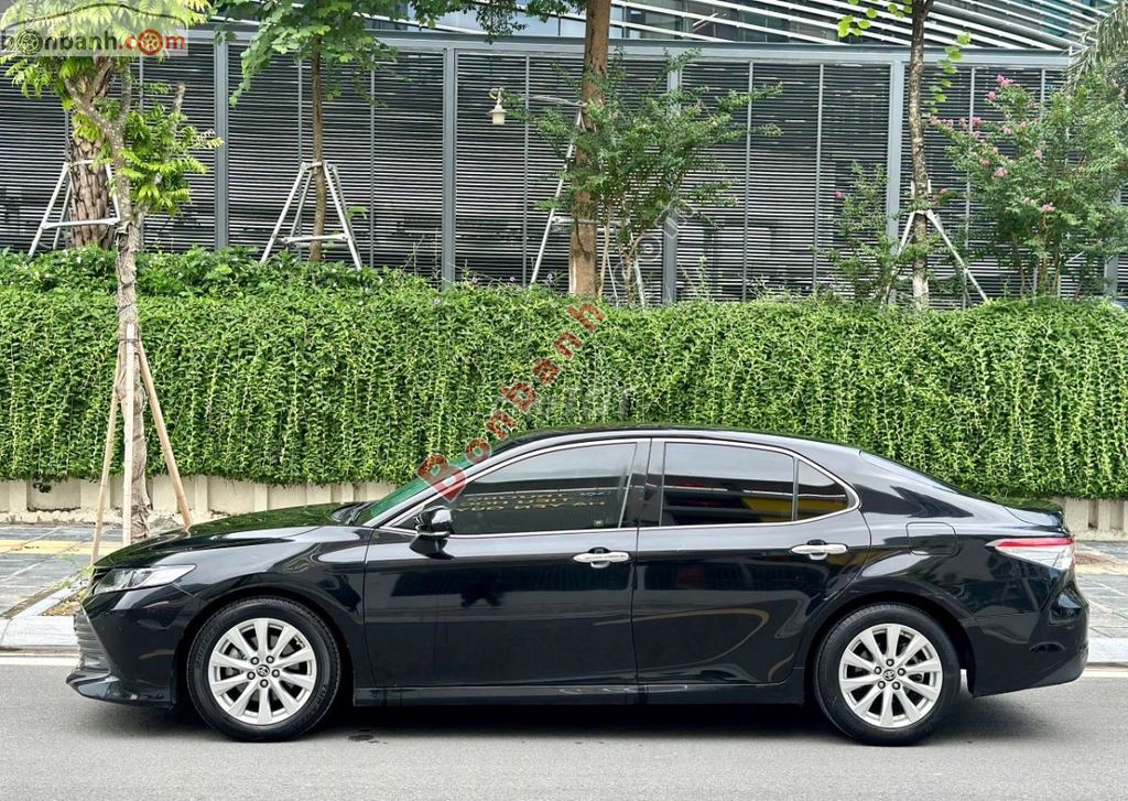Toyota Camry 2020. Mua bán Ô tô tại Quận Cầu Giấy Hà Nội được đăng bởi Nghiêm Tín Phát hình 3