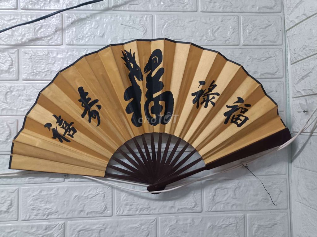 Bán quạt xếp trang trí