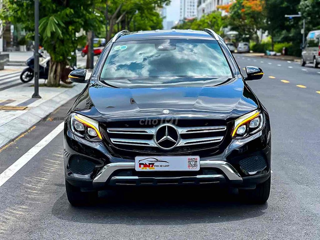 Mercedes GLC250 Đen 4MATIC 2018. Chất Xe Đẹp Sang