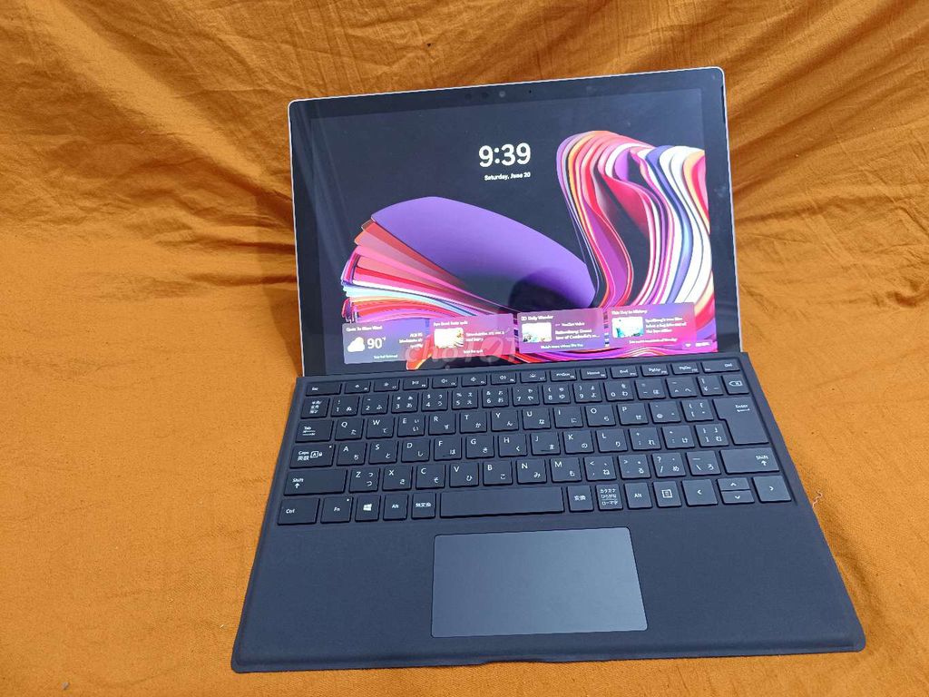 Microsoft Surface Pro 5 i5-7300U 12.3" 8GB/256GB. Mua bán Laptop tại Quận Đống Đa Hà Nội được đăng bởi Đinh Văn Thọ hình 1