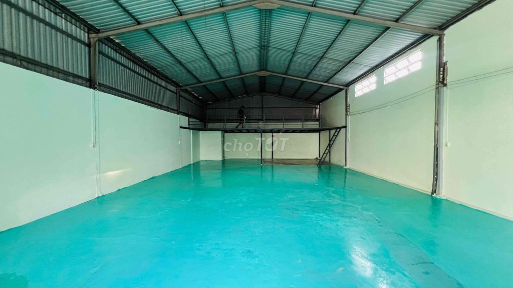 10X18 Gác Lửng Nền Epoxy Hương Lộ 2 Tải 3 tấn