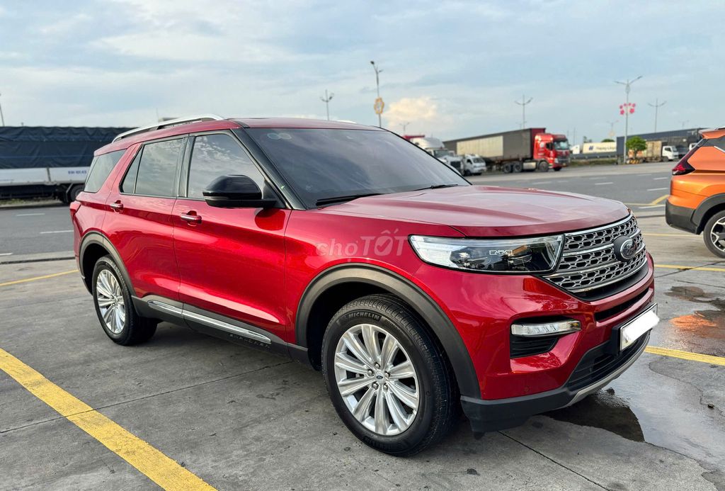 Ford Explorer 2025 -Odo 21.000km - XHĐ. Mua bán Ô tô tại Quận 12 Tp Hồ Chí Minh được đăng bởi Hoàng Ford SG hình 3