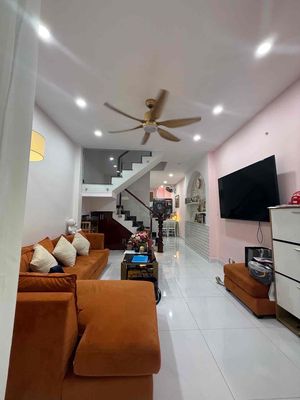 Nhà phố 40 m² · 2 PN · Đường Nguyễn Oanh