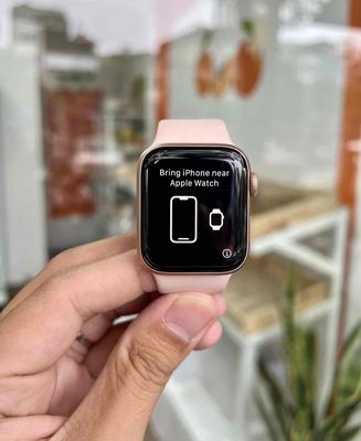 APPLE WATCH SERI 5 SIZE 40mm HỒNG ĐẸP NÉT Ạ. Mua bán Thiết bị đeo thông minh tại Quận Thanh Khê Đà Nẵng được đăng bởi GẠO STORE ĐIỆN THOẠI TRẢ GÓP GIÁ RẺ ĐÀ NẴNG