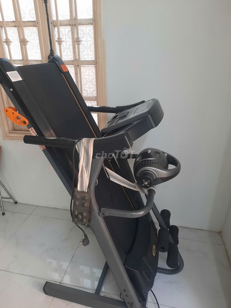 Máy chạy bộ MOFIT MHT-4000NBM Đen