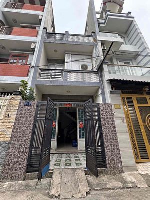Rent · 3 bd · 413 м² · Quận Bình Tân, ул. Đường Lê Văn Quới