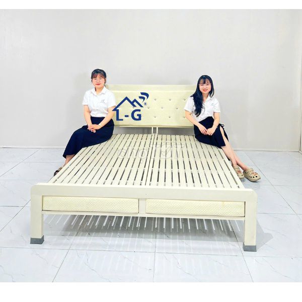 Giường Sắt Giường Sắt Giường Sắt Giường sắt Giường. Mua bán Giường, chăn ga gối nệm tại Quận 1 Tp Hồ Chí Minh được đăng bởi NỘI THẤT LÂM GIA PHÁT  hình 1