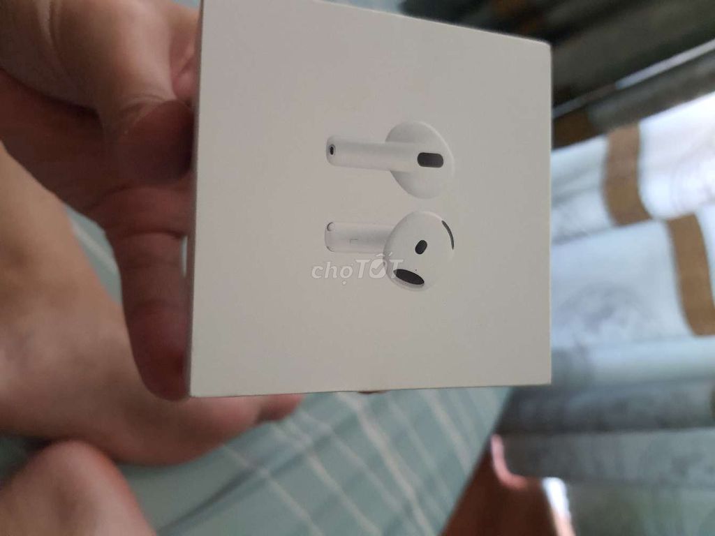 Tai nghe Apple AirPods 4 Trắng. Mua bán Tivi, Âm thanh tại Quận 7 Tp Hồ Chí Minh được đăng bởi Hoàng Nga hình 1