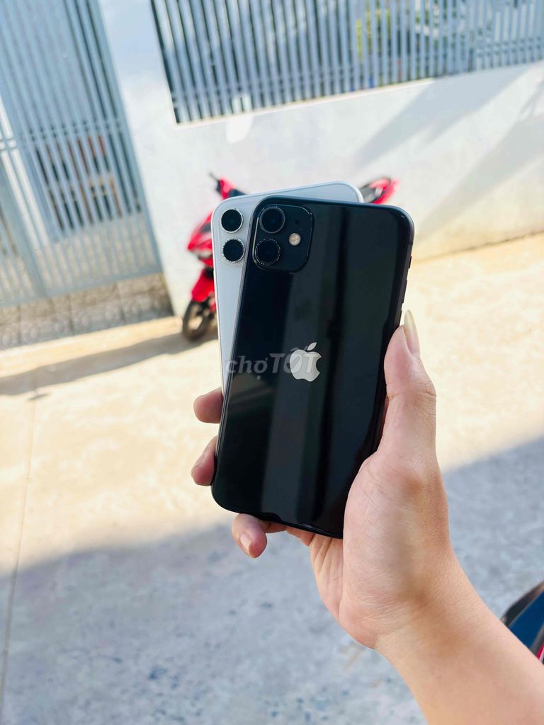 Apple iPhone 11 64GB quốc tế. Mua bán Điện thoại tại Quận Ninh Kiều Cần Thơ được đăng bởi Thắng Lê hình 1