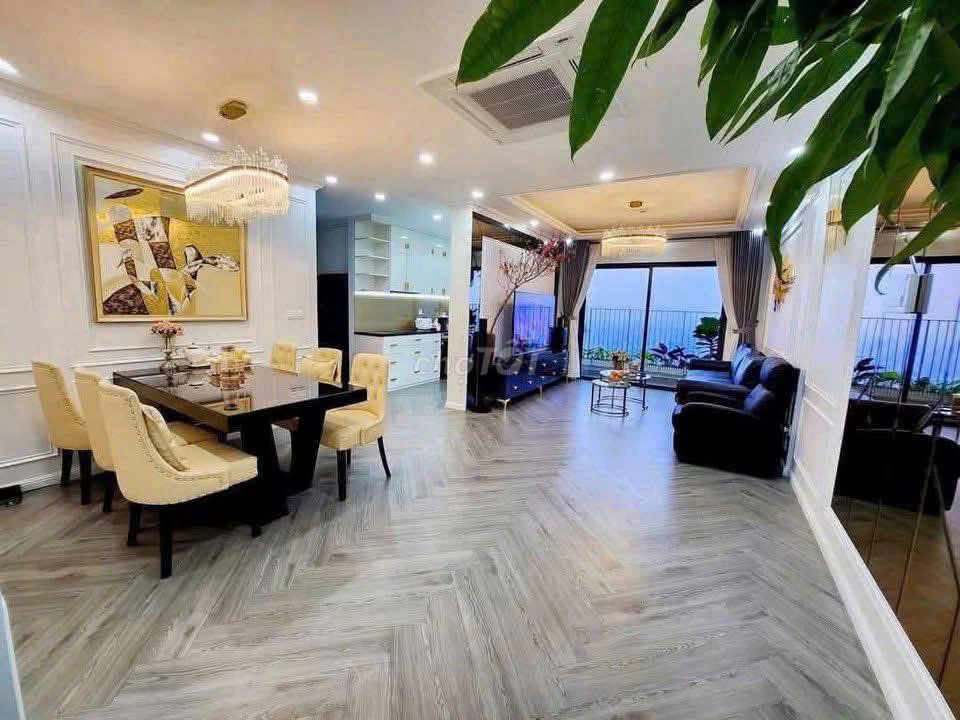 Продается 3-комнатная угловая квартира Feliz Homes, Хоанг Май