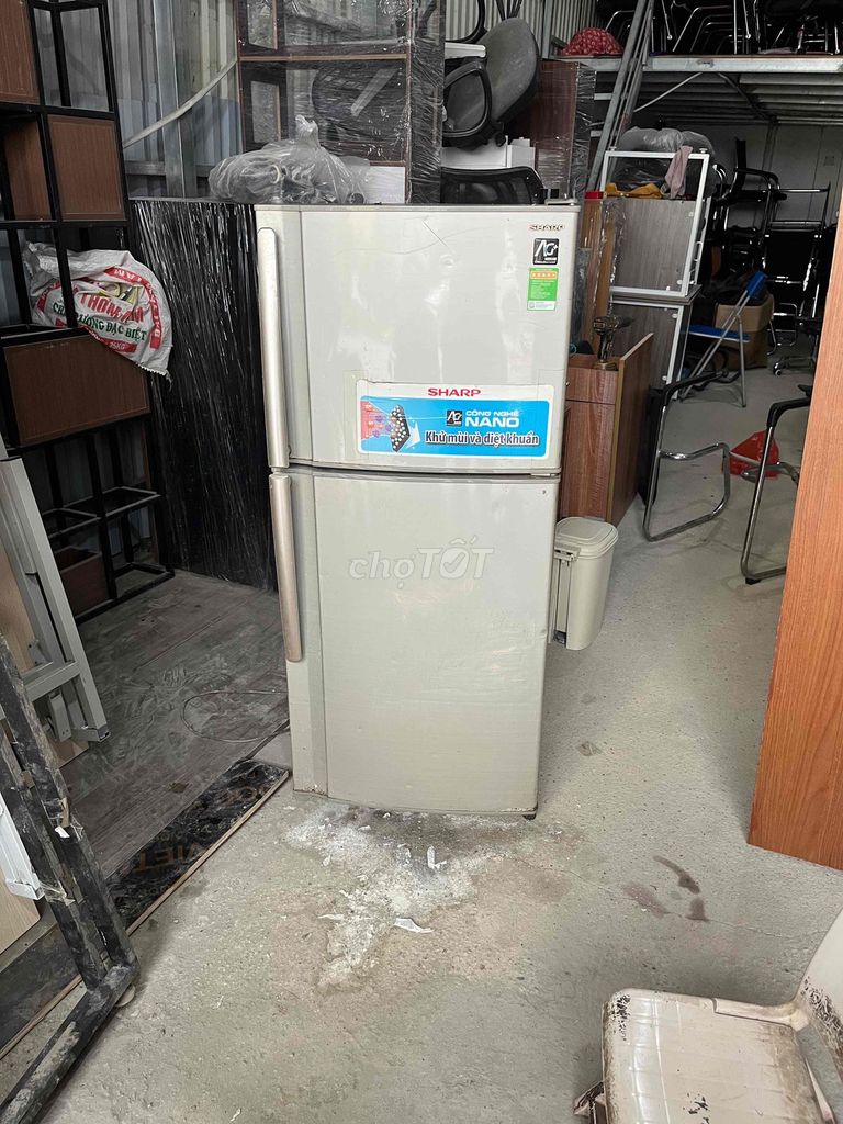 Tủ lạnh Sharp 190 lít Xám. Mua bán Tủ lạnh tại Quận Bắc Từ Liêm Hà Nội được đăng bởi Vũ tiến dung hình 1