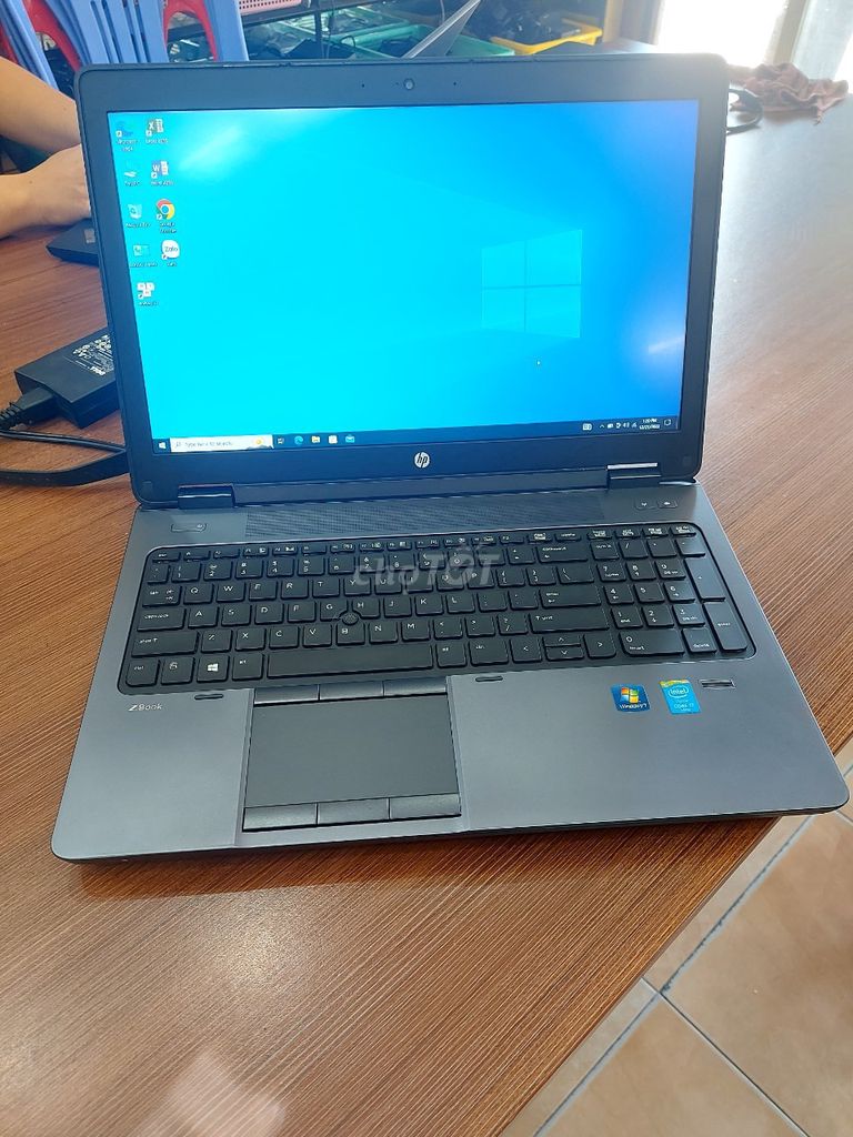 HP ZBook 15 G2 Core i7 4810MQ 8G SSD 256 FHD