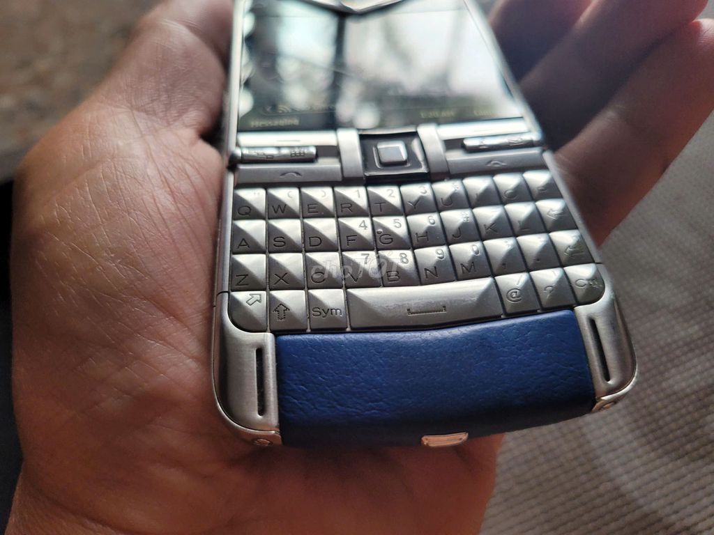 VERTU CONSTELLATION QUEST "COURTESY PHONE". Mua bán Điện thoại tại Thành phố Thủ Đức Tp Hồ Chí Minh được đăng bởi Nguyễn Phúc hình 2