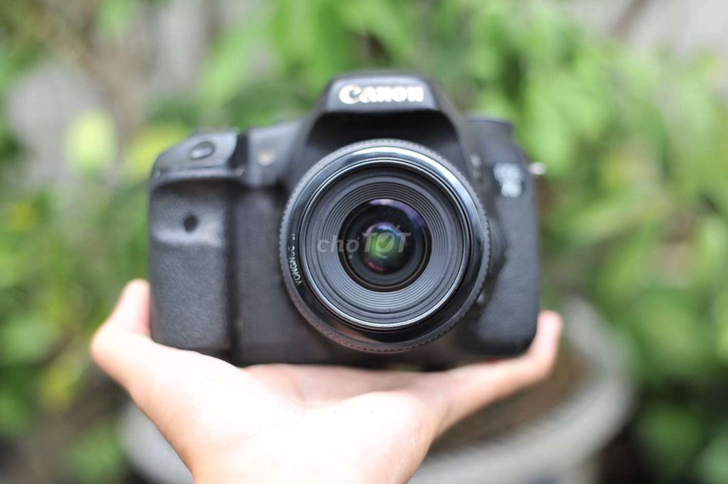 Canon 7D + Yongnuo 35 F2 chuyên chân dung.