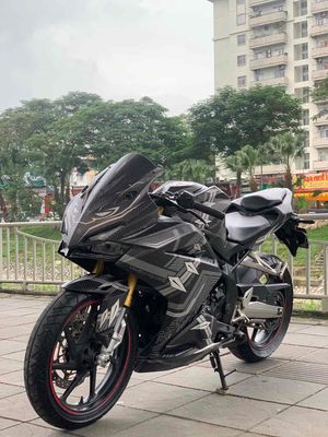 Honda CBR 250RR Nguyên bản, mới leng keng pkl moto. Mua bán Xe máy tại Quận Cầu Giấy Hà Nội được đăng bởi Tong motor xe may