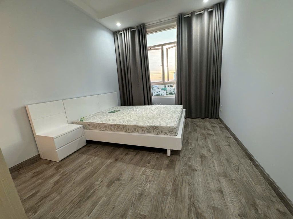 BÁN CĂN HỘ PHÚ HOÀNG ANH 129M2, 3PN, 2WC BÁN 36,5TR/M2