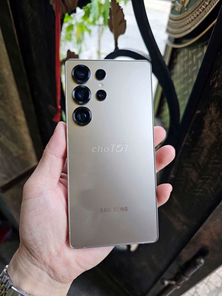Samsung S25 Ultra 5G BH 10/8/2026 FULLBOX 99.9% VN. Mua bán Điện thoại tại Quận Tân Phú Tp Hồ Chí Minh được đăng bởi Ngô Minh Mobile  hình 1