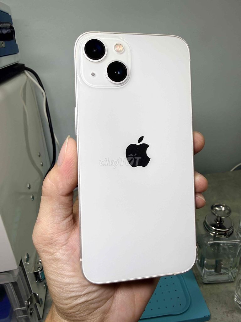 iPhone 13 Trắng. Mua bán Điện thoại tại Quận Hai Bà Trưng Hà Nội được đăng bởi Hiếu Nquyễn hình 1