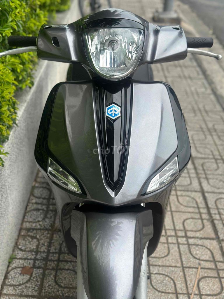 Piaggio Liberty S 125 ABS iGET 2016 Xám. Mua bán Xe máy tại Thành phố Thủ Đức Tp Hồ Chí Minh được đăng bởi Xe Máy Sơn Thủ Đức hình 3