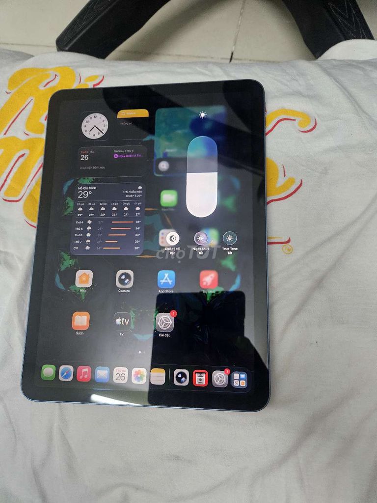 Apple iPad Air 5 M1 Wifi vân tay ok  64GB pin trâu. Mua bán Máy tính bảng tại Thành phố Thủ Đức Tp Hồ Chí Minh được đăng bởi binphone hình 1